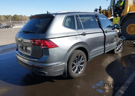 2022 Volkswagen Tiguan 2.0T Se z USA, uszkodzony, nr VIN 3VV3B7AX4NM087435